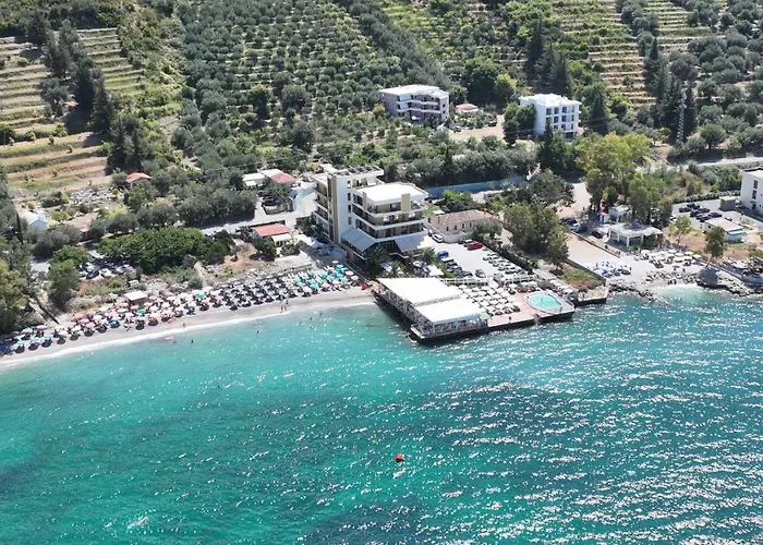 Paradise Beach Hotel